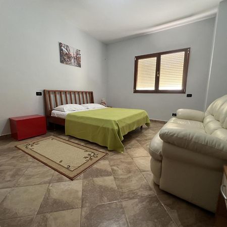 Elly Apartment Durres Exterior photo