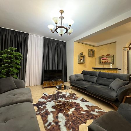 Elly Apartment Durres Exterior photo