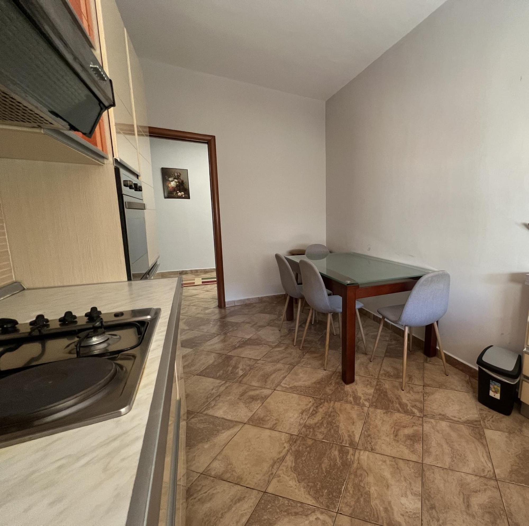 Elly Apartment Durres Exterior photo
